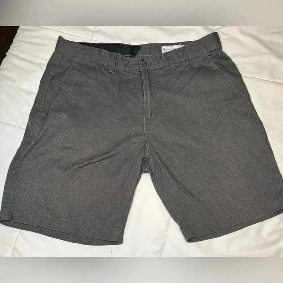 Volcom True to This Modern Fit Chino Shorts in Gray - Picture 2 of 4